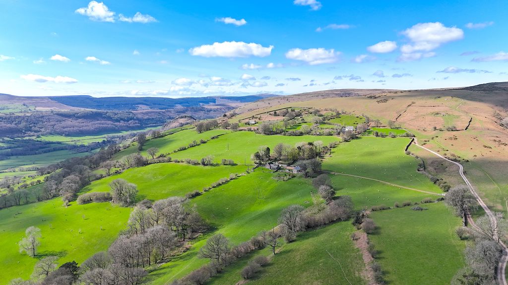 Aerial View- click for photo gallery